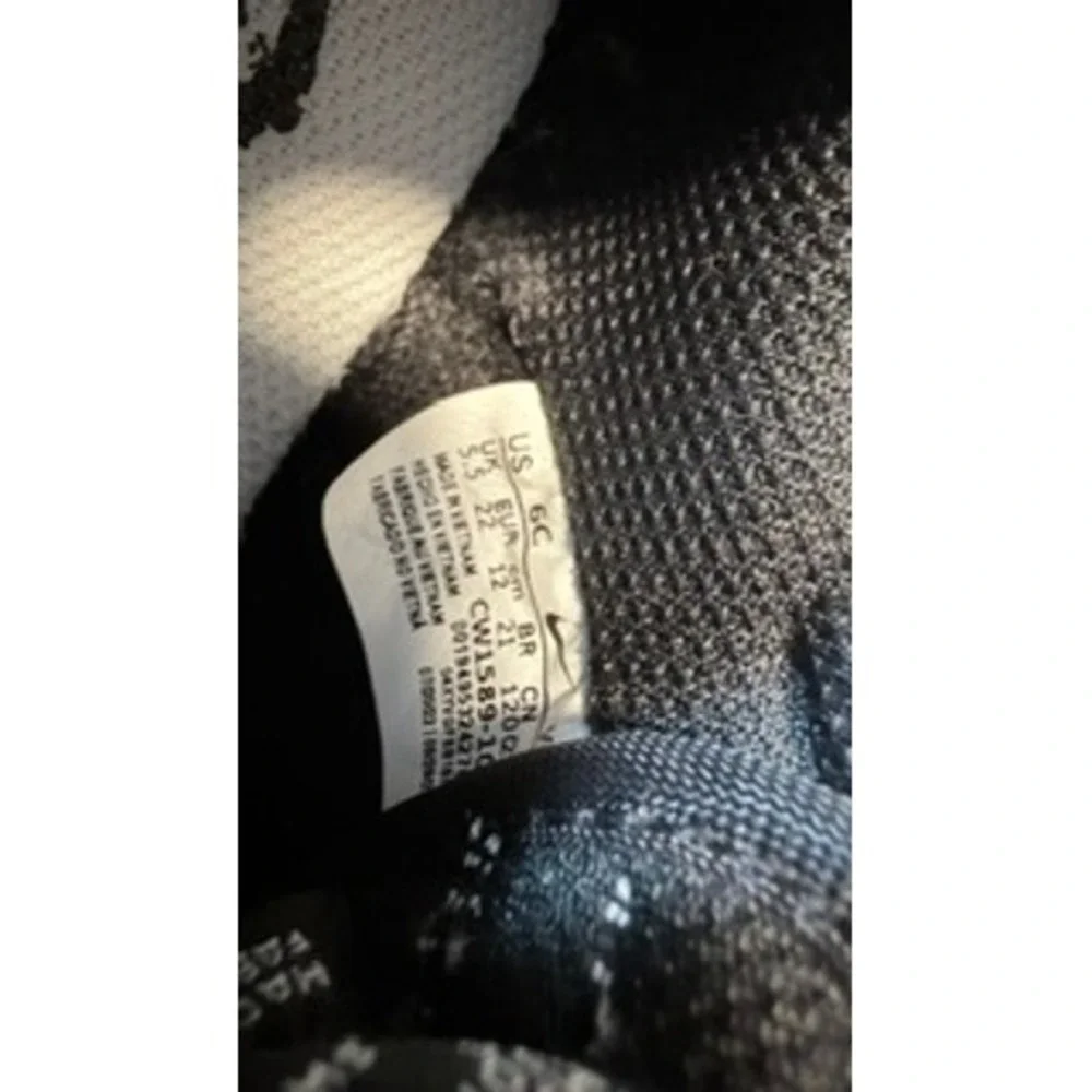 Nike Dunk Low Panda Black White Sneakers CW1589-100 Kids Size 6C